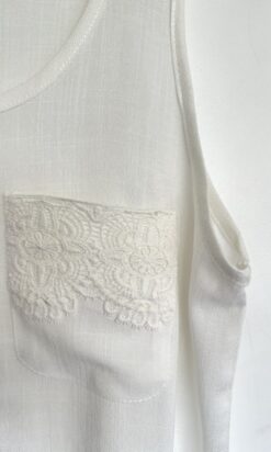 Alternative view of Top AMELIA