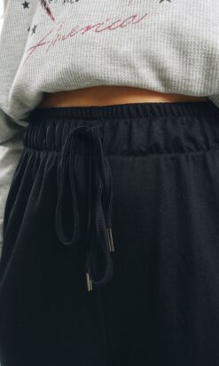 Alternative view of Pantalón Morrison