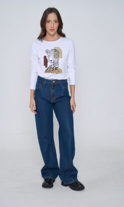 Alternative view of Remera Tiger