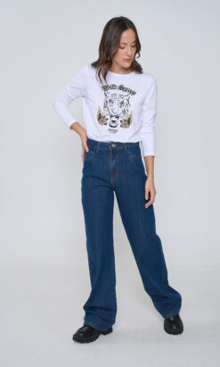 Alternative view of Remera Wild